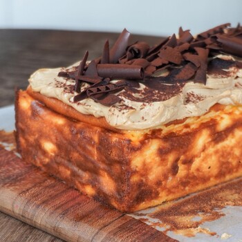 Tiramisu Burnt Cheesecake