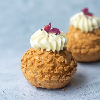 Choux Buns (box of 2pcs)